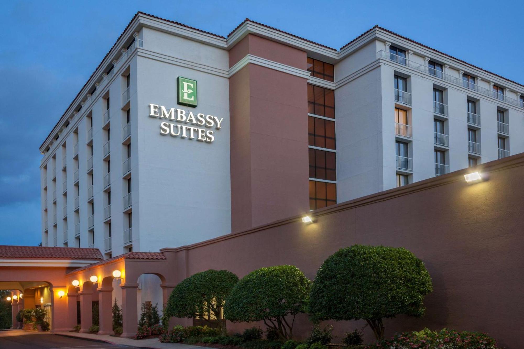 Embassy Suites Baton Rouge Exterior foto